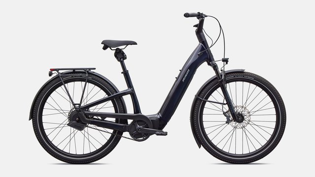 2027 Specialized Turbo Como 5.0 IGH in Gloss Metallic Dark Navy and Silver Dust