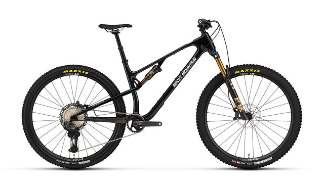 Rocky Mountain Element Carbon 70 Black Dog color bicycle