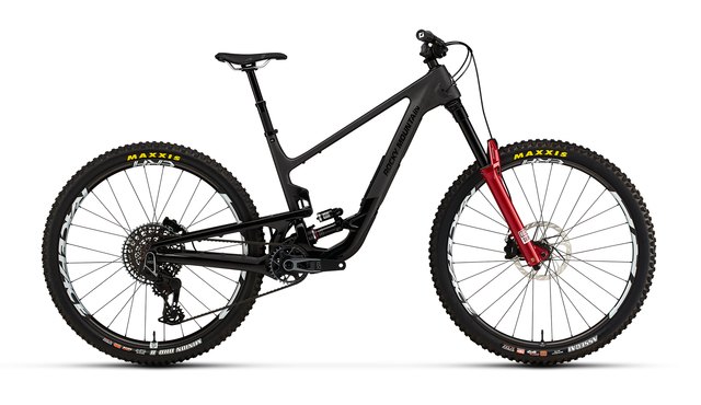 Rocky Mountain Altitude Carbon 90 in Black Carbon Black