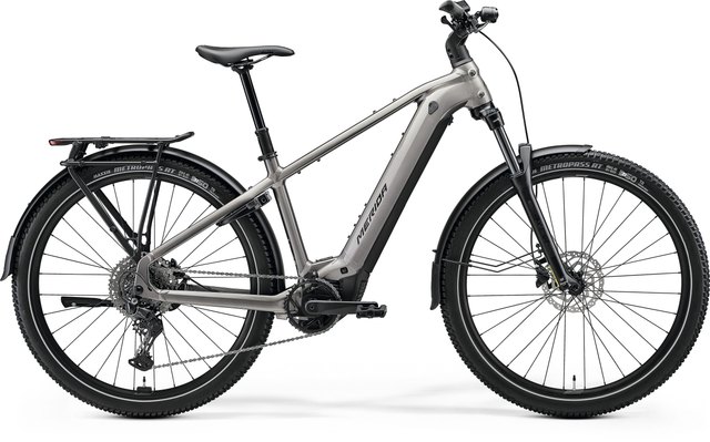 Merida eFLOAT CC 500 EQ in Warm Slate Grey and Black; official visual reference