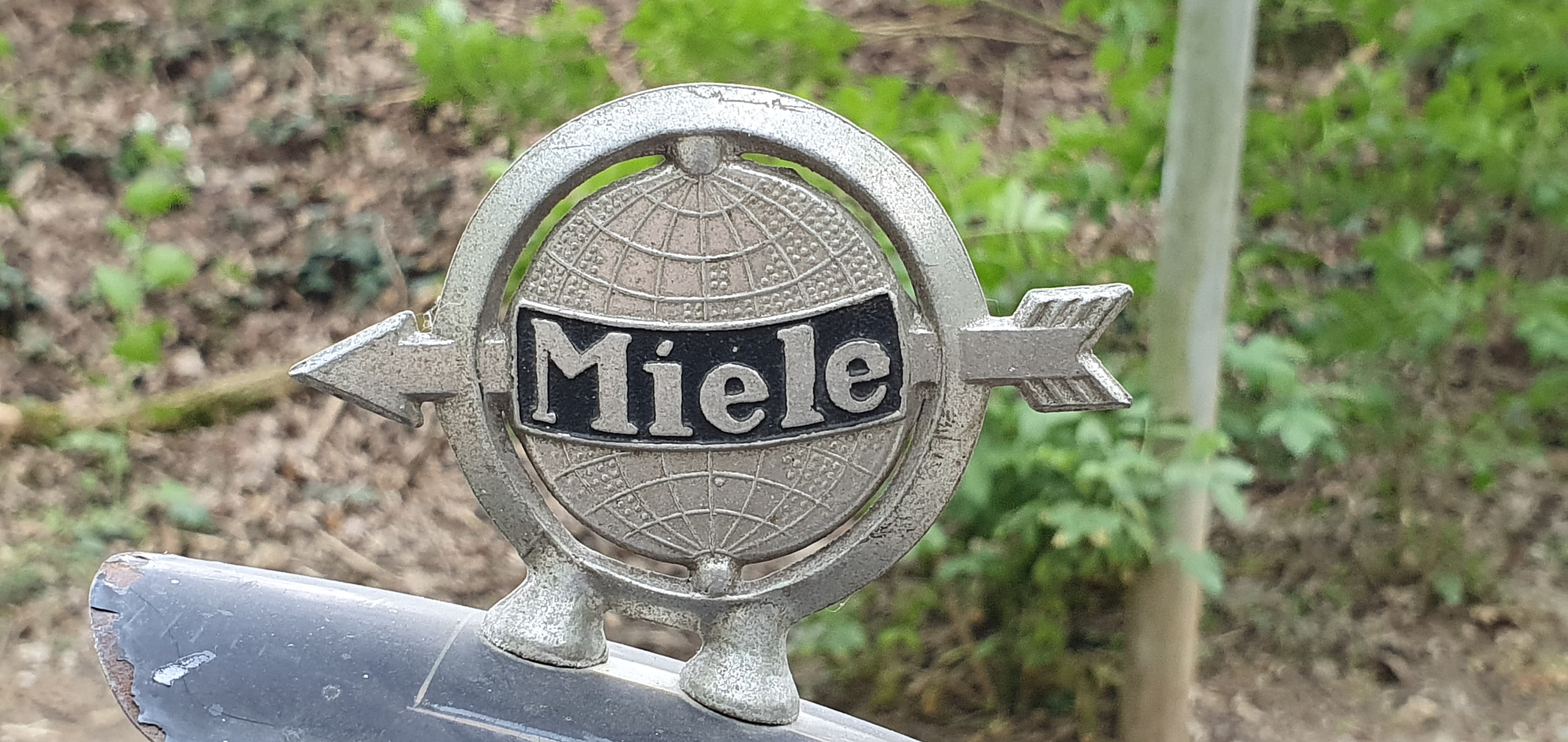 Miele bicycles logo