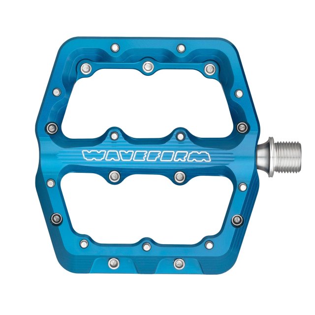 Wolf Tooth Components Waveform Aluminum Pedals. Manufacturer reference photo; color and size may vary.