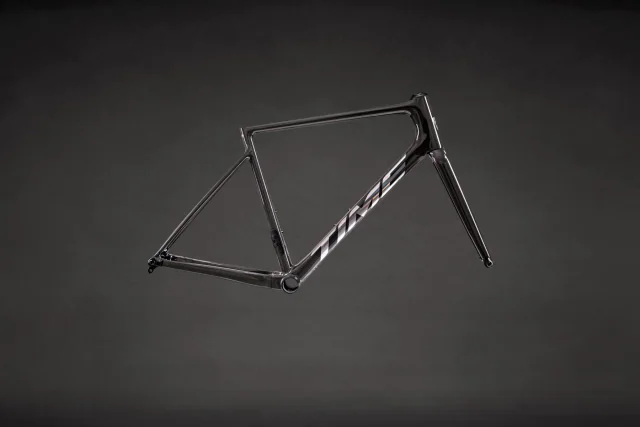 Time Fluidity Frameset. Manufacturer reference photo; color and size may vary.