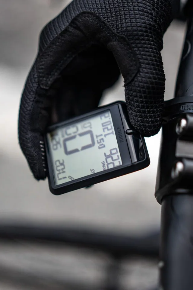 MAHLE SmartBike Systems MAHLE Pulsar ONE Display. Manufacturer reference photo; color and size may vary.