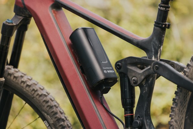 Bosch eBike Systems Bosch PowerMore 250 E-Bike Range Extender Battery. Manufacturer reference photo; color and size may vary.