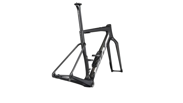 BMC Kaius 01 Gen 2 frame bottle-cage and carbon detail