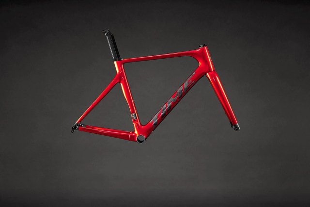 Time SCYLON Frameset. Manufacturer reference photo; color and size may vary.