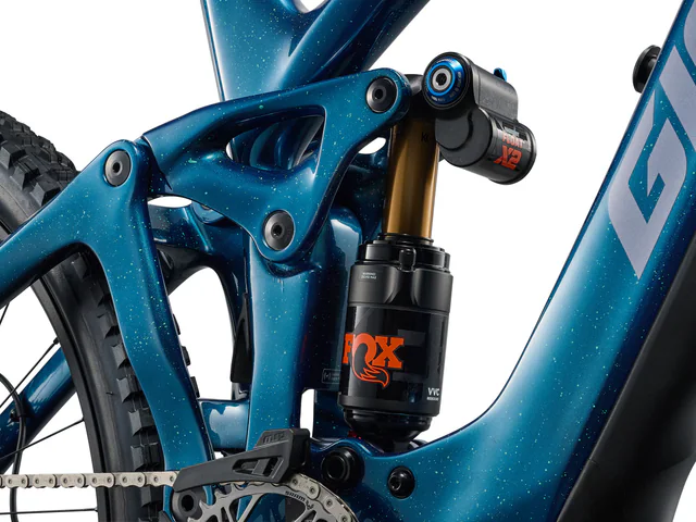 Advanced-grade composite frame, 170mm Maestro suspension system, manufacturer frame maestro rocker linkage detail
