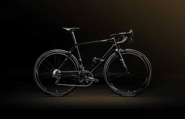 Colnago C68 Rim Brake Frameset. Manufacturer reference photo; color and size may vary.