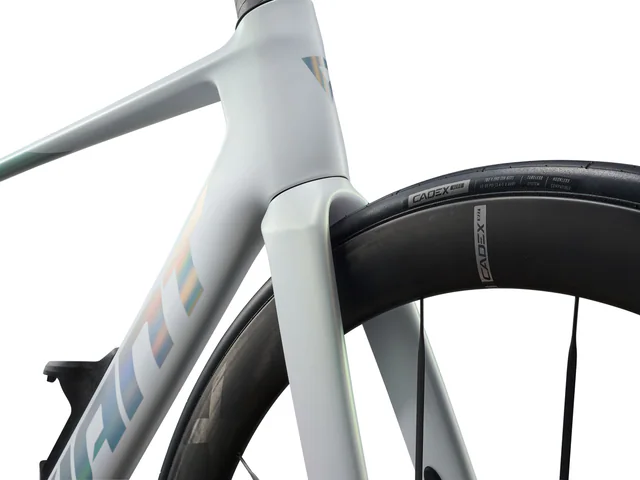 Propel Advanced SL 0-DA Advanced SL-grade Composite Fork, manufacturer fork crown and upper legs detail