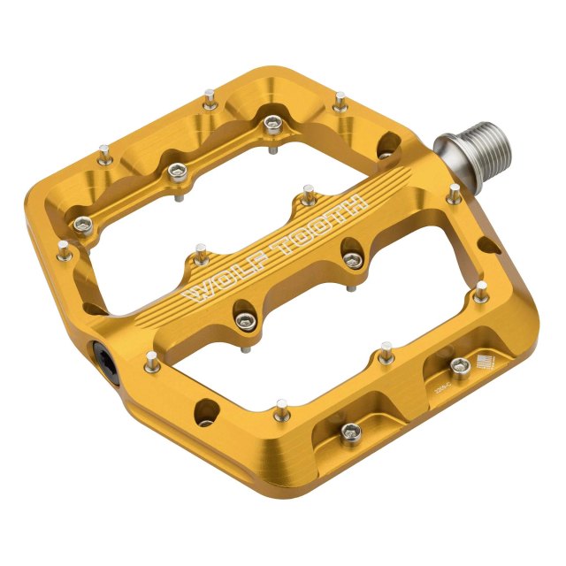 Wolf Tooth Components Waveform Aluminum Pedals. Manufacturer reference photo; color and size may vary.