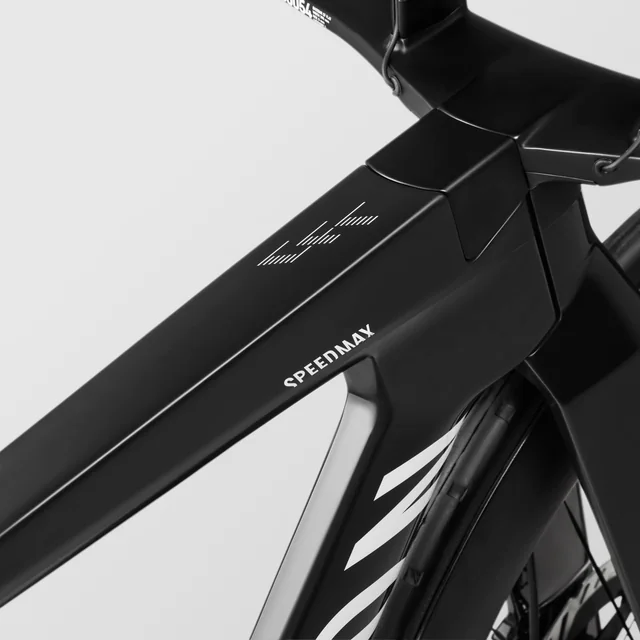 Canyon Speedmax CFR TT Disc, manufacturer CFR frame headtube detail