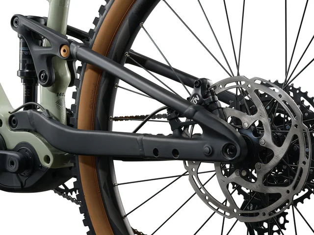 ALUXX SL-grade aluminum, 140mm travel FlexPoint linkage driven suspension system, manufacturer frame rear triangle linkage and axle detail