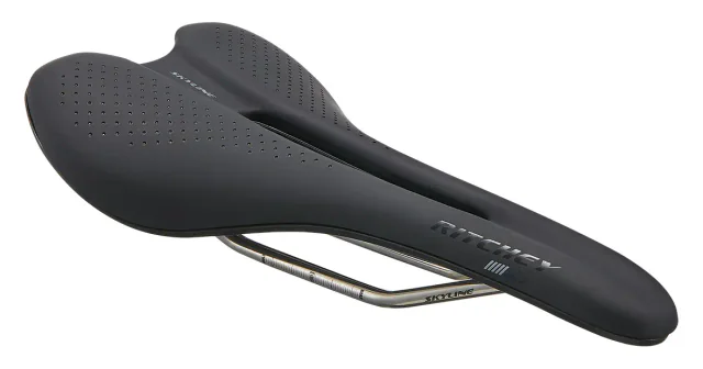 Ritchey WCS Skyline 277 x 147 mm Saddle. Manufacturer reference photo; color and size may vary.